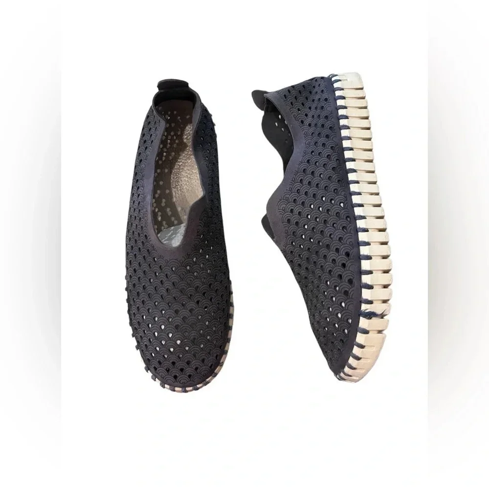 Ilse Jacobsen Women's Tulip Flat Slip On Shoe Navy Blue Perf Leather